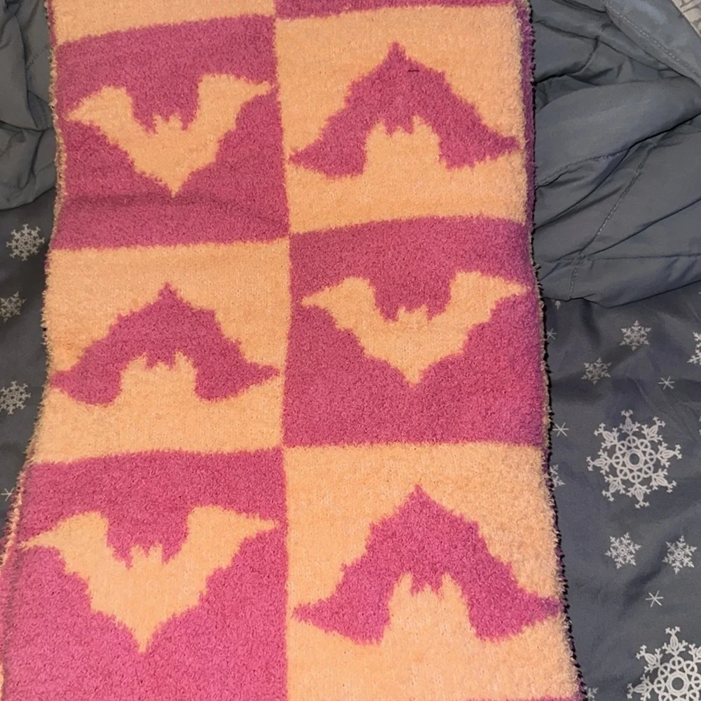 Viral Bat Checkered Oversized Throw Blanket